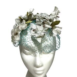 Evelyn Varon Exclusive vintage blue mesh velvet & white floral fascinator hat OS